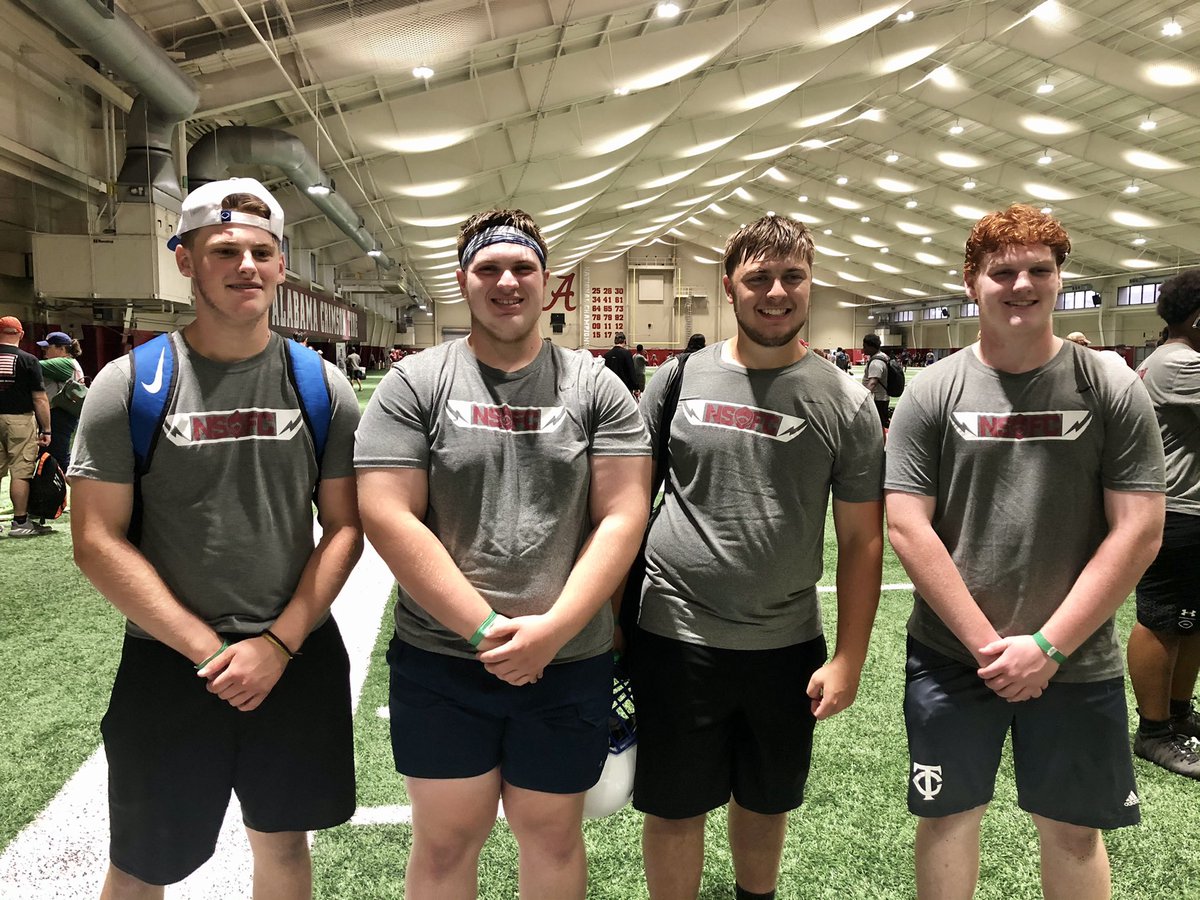 CogerGage's tweet image. Great day @AlabamaFTBL lineman camp! Thankful for the opportunity to improve my skills! #rightguard #lineman @tcountyfootball @AL7AFootball @William96625101 @copelandsherri3