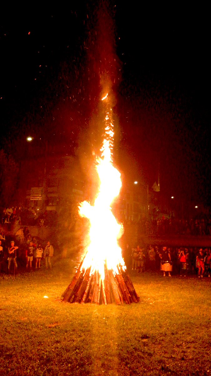 Encesa final de falla maior 2021. 

Posem fi a aquesta tercera baixada de falles a Sort, Vall d’Àssua i batlliu de Sort.