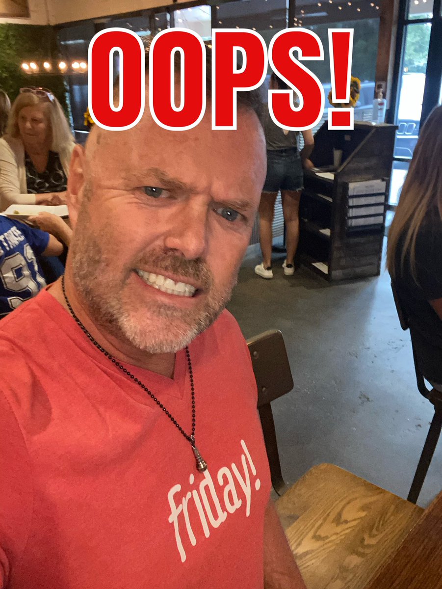 leftarmcomedy's tweet photo. OK, it doesn't happen often but it does happen. I even knew I was speaking at #church tomorrow #wrongshirt #14sleeves DUH! https://t.co/SD8h45L6XN