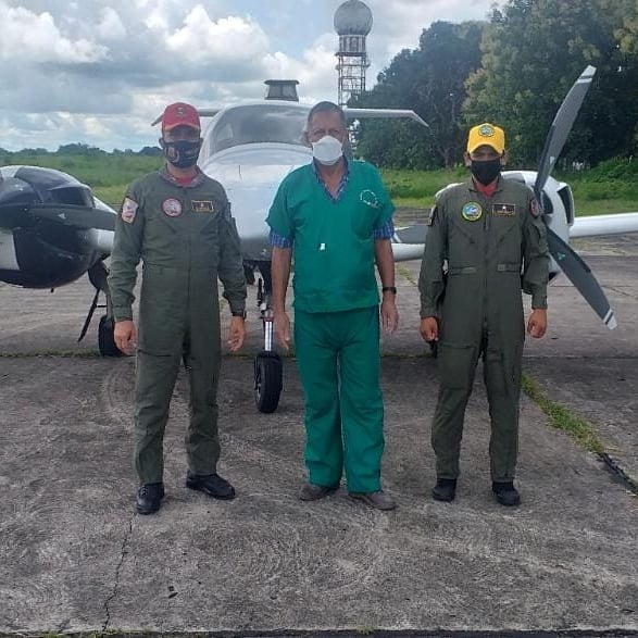DAO_AMB's tweet photo. ⛔ Durante el "Plan Puente Aéreo", en coordinación con el MG @cmdtegral_amb, el @inac_venezuela, el @mppsalud_vzla y la @DAO_AMB, nuestros #Turpiales del @Gea18T cumplen con la noble misión de trasladar muestras #Covid_19 al centro del país
#PatriaVictoriosa https://t.co/bGmQD5bCrT