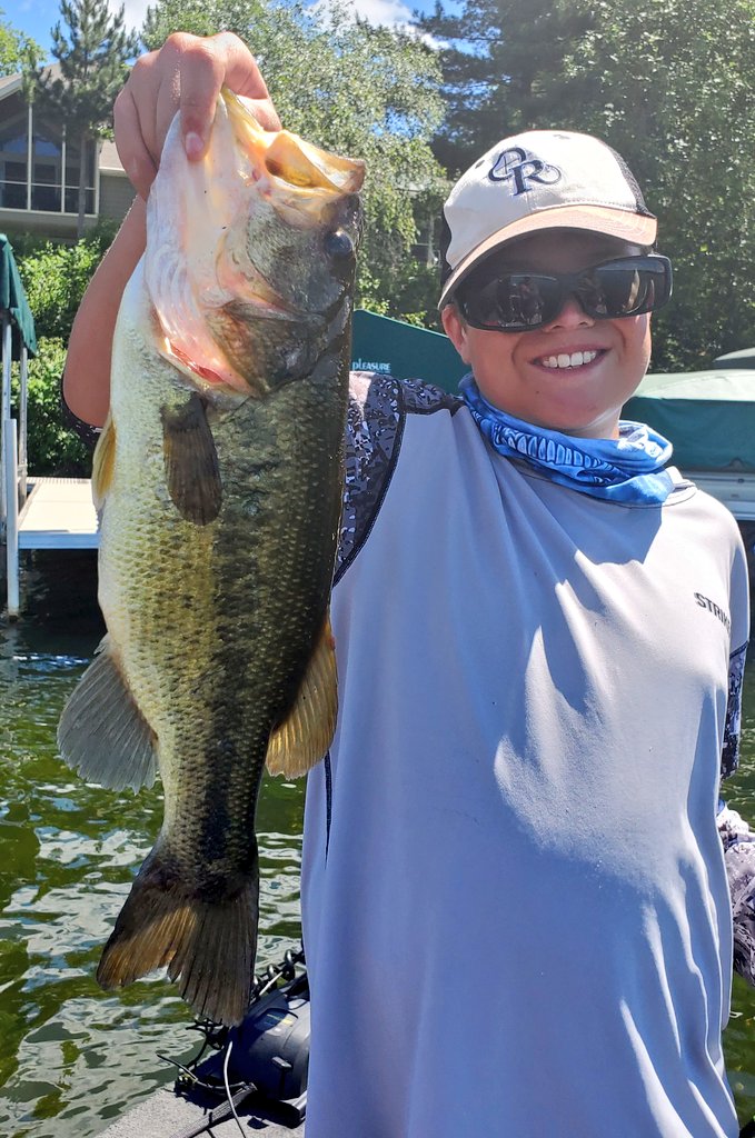 OsbergErik's tweet photo. We ended up finishing 7th in the #bass division of The Fishing Classic to benefit @CampConfidence1 on Gull Lake today. The boy was putting on a clinic. Our top 3 bass totaled 8.42 lb. #makingtime #fishing #outsideinmn https://t.co/HdZx80EvR2