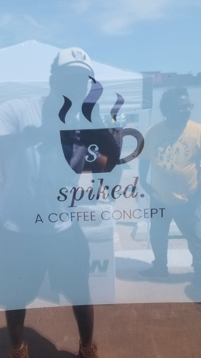 cdcdrum's tweet photo. What a blessing to see again and to meet some family that I never met, as we have a very large family! Today, my cousin Brittani Hunter had her open house of Spiked - A Coffee Concept on the eastside of Oklahoma City on 1732A Northeast 23rd.#dfstlove #rideanddieformyfam ❤❤❤ https://t.co/bZJCIdxvQ9