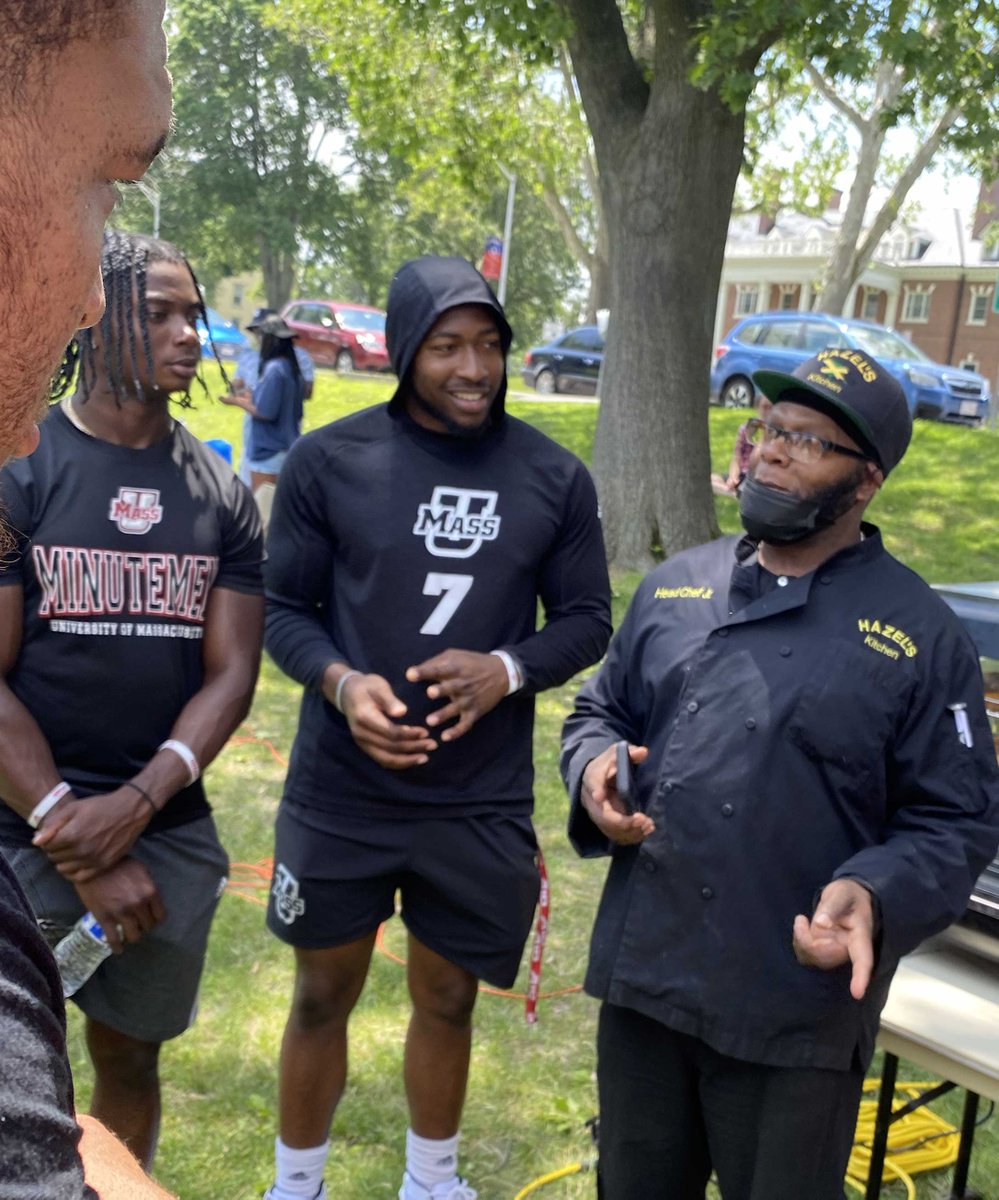 UMass Football tweet media