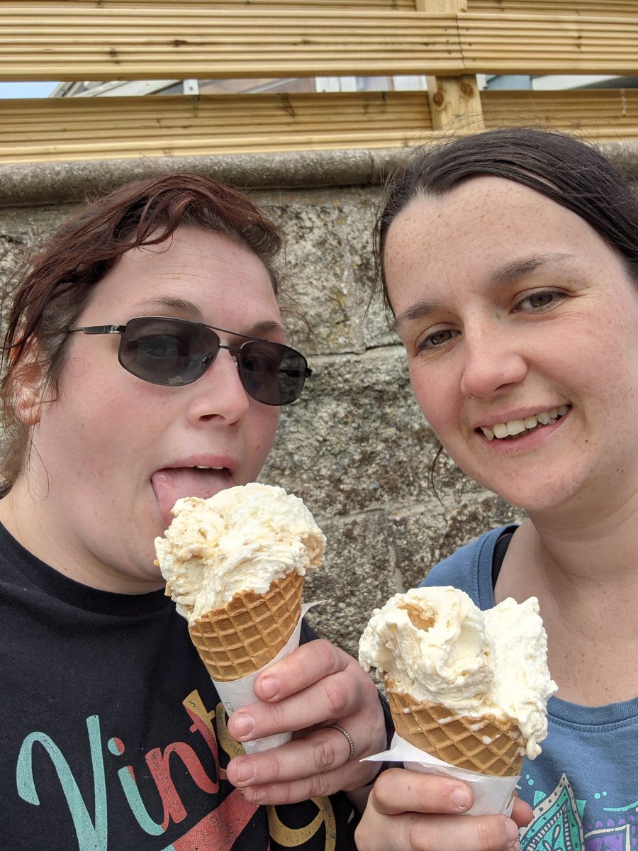 BwidgeyPie's tweet photo. Day out with my pudding @Emma_louise1307 โค๏ธ 12,466 steps๐ฃ celebratory ice cream ๐ฆ I loved the day with you baby!!! More yet to come #oneforthememorybook #welshwalks #walkwithmybaby #iloveyoutoinfinityandbeyond #icecream #Pembrokeshire https://t.co/sby6iYKCXK