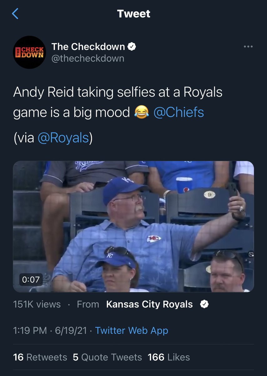 Chiefs's tweet photo. C’mon man https://t.co/lavwtfJMtY