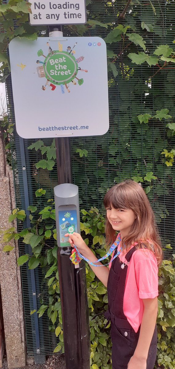 joanne_sheldon's tweet photo. @Ballifieldpri @BTSSheffield Lovely Saturday morning walk collecting points #BeattheStreet https://t.co/zcUgyteEwO