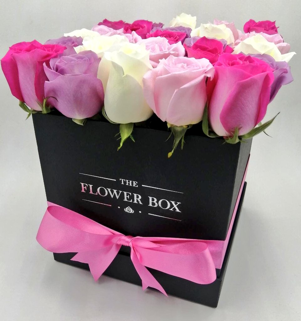 theflowerboxmx's tweet photo. Modelo Arcoiris 🌹🌈 para entregar mañana o el Lunes a costo especial.
WhatsApp: https://t.co/DbkkClTLiQ 👈🏻
#envíaflores #ConsumeLocal #CDMX #delivery #regalos #aniversario #novios #amigos #cumpleaños #envíaamor https://t.co/RZjtkOssY4