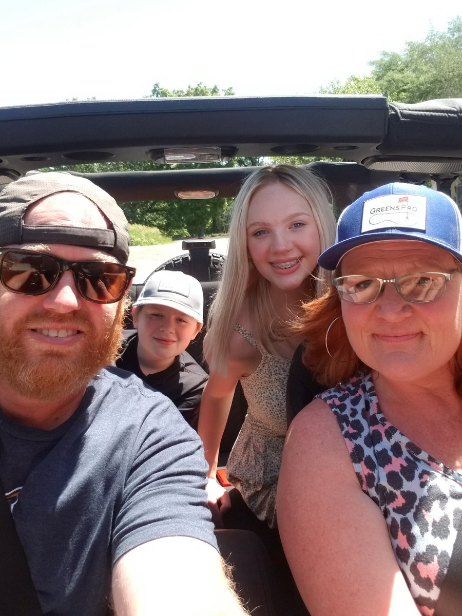 SuperTimG132's tweet photo. Finally took a day off!! Wife and kids are treating me to fathers day since i work tomorrow. The kids always get me the best gifts!! #biscuitsngravy #bloodies #bagofshit #goingtopless #jeepin https://t.co/zcb0st1GpD
