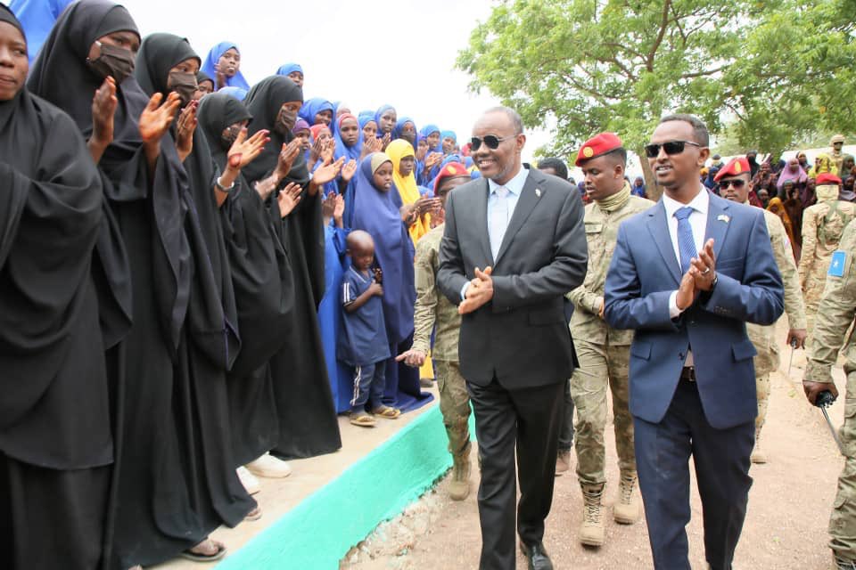 DolowDC's tweet photo. @Laftagareen Today, the president of the southwestern state of Somalia arrived in Wajid
This is an important trip for the Wajid community
and focus on the lives of Wajid residents who have been under Al Shabaab sanctions for many years
God bless Wajid and all of Somalia https://t.co/7zSn905wIE