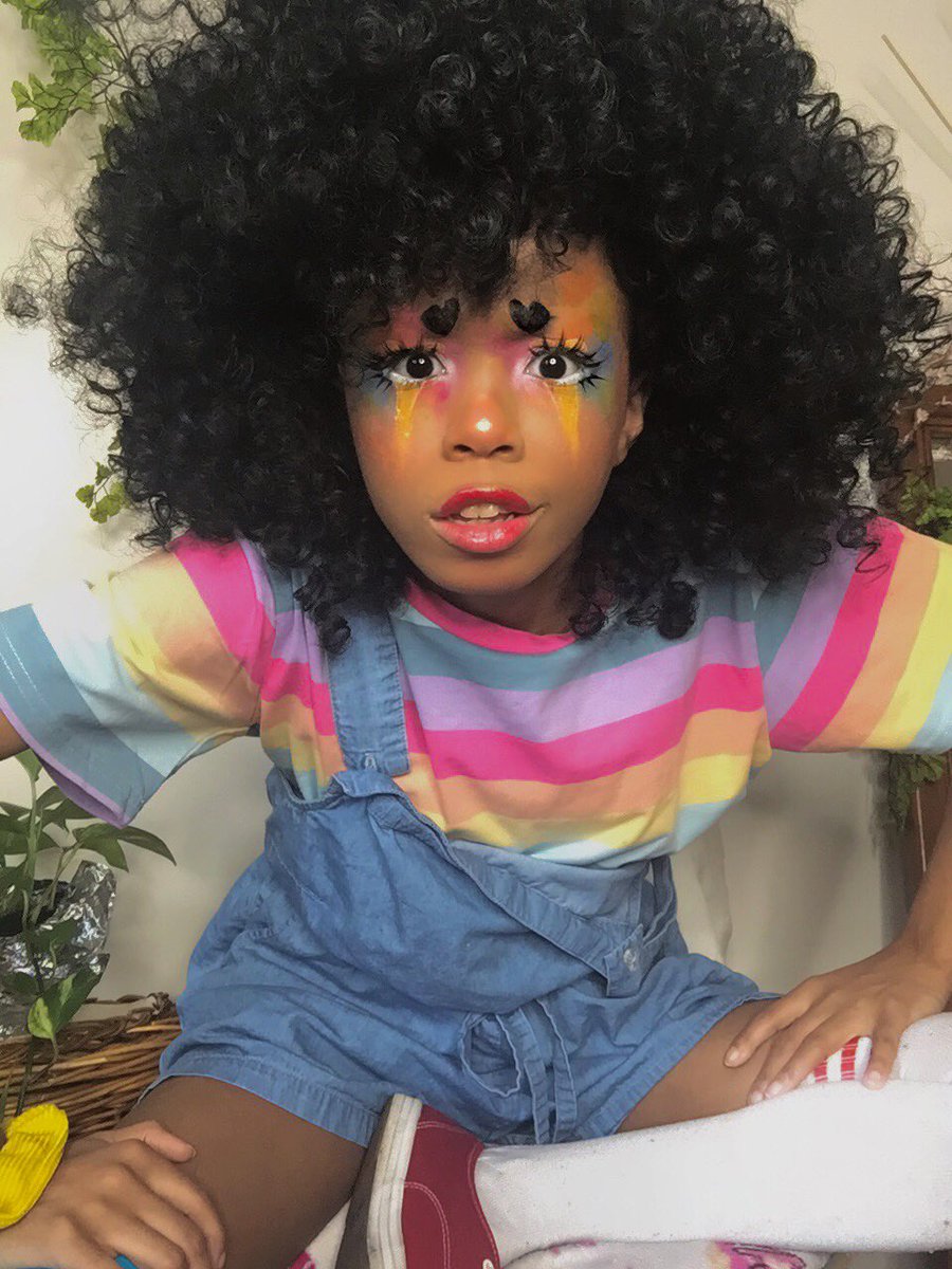 SimplyHunni_'s tweet image. Happy #Juneteenth ~ I’m a Black cosplayer/retro enthusiast who loves to voice act and make my pictures look vintage 😊 
Please share if you’d like to help support my content! 
CashApp: $ayoHunni 
Venmo: Simply_Hunni