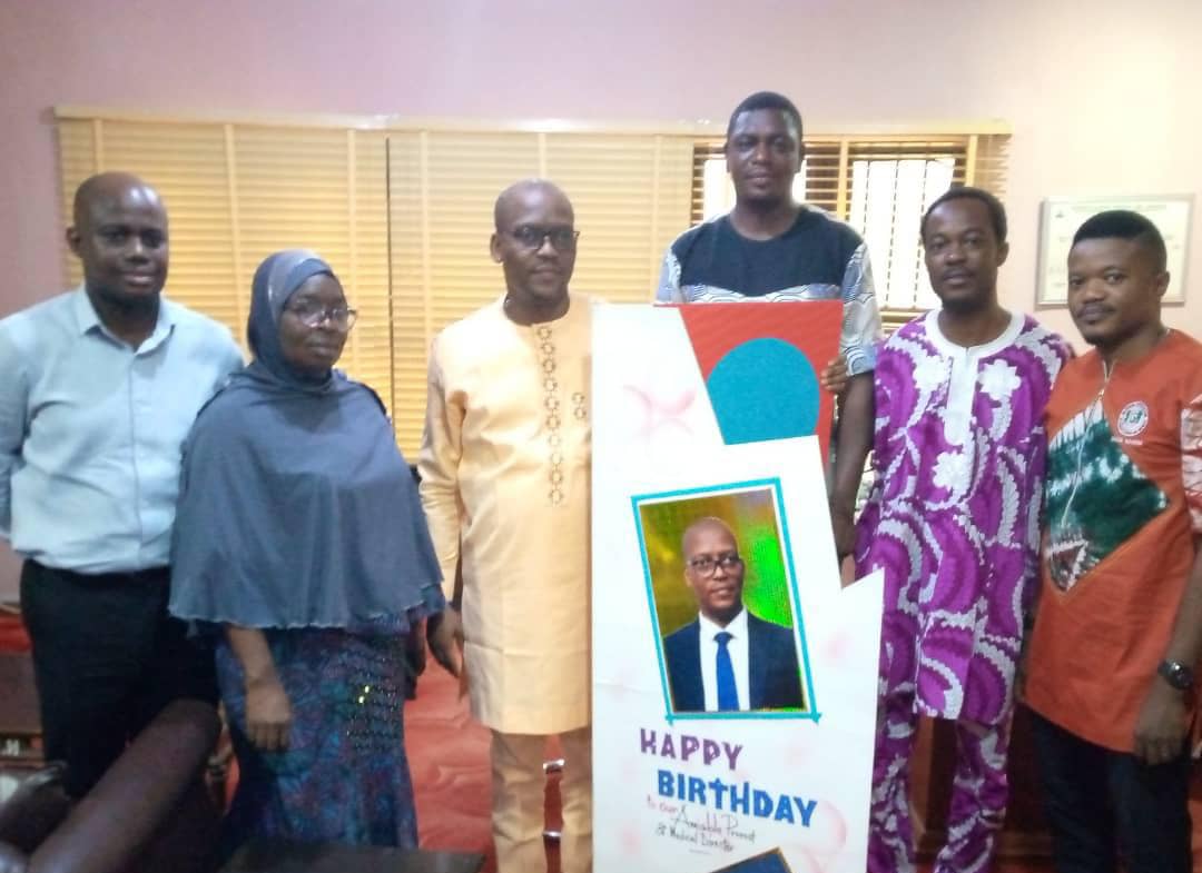 aro_nurses's tweet photo. At the presentation of a token of birthday gift to the Provost and Medical Director Neuro psychiatric hospital  Aro, Dr. A.A. Agboola by the unit NANNM Excos on behalf of the entire Aro Nurses. Once again happy birthday to our Provost and medical director https://t.co/VlmmevZ0RY