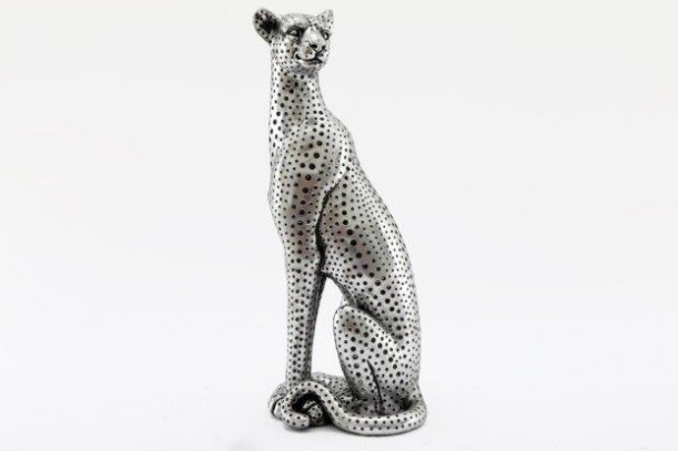 Regal cat for luxurious interiors #LEOPARD #Sculpture #BigCat etsy.com/uk/listing/103…