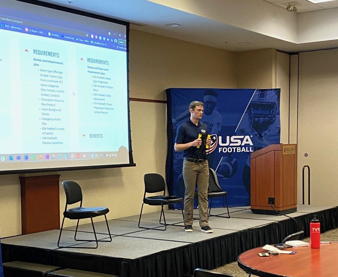 USAFootball's tweet photo. Talking @TackleBarFB and modified tackle games types at #SummerBlitz. https://t.co/1cUhbdUqPC