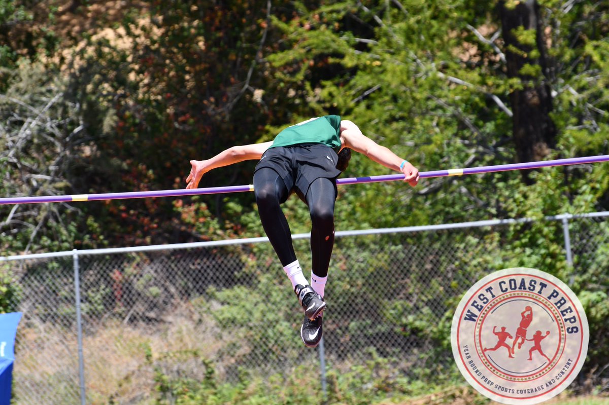 westcoastpreps_'s tweet photo. No words…

Palo Alto’s Aaron Kim clears 7’0” to become the new state leader. Also the No. 7 mark in the country https://t.co/EACqCOnFx3