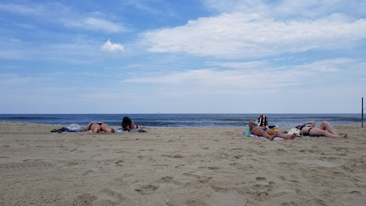 TheCryptoKennel's tweet photo. Beautiful day down the Shore. #LongBranch NJ. We are lucky as hell for our beautiful beaches. #dogearmy #dogecoin #dogedaysofsummer #Crypto #cryptocurrencies https://t.co/MVgQgVEqBS