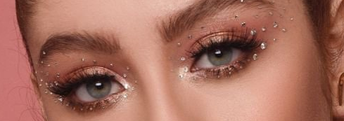 cloudysbrina's tweet photo. Glitter era ✨ @karolsevilla https://t.co/7rGsBFjZaA
