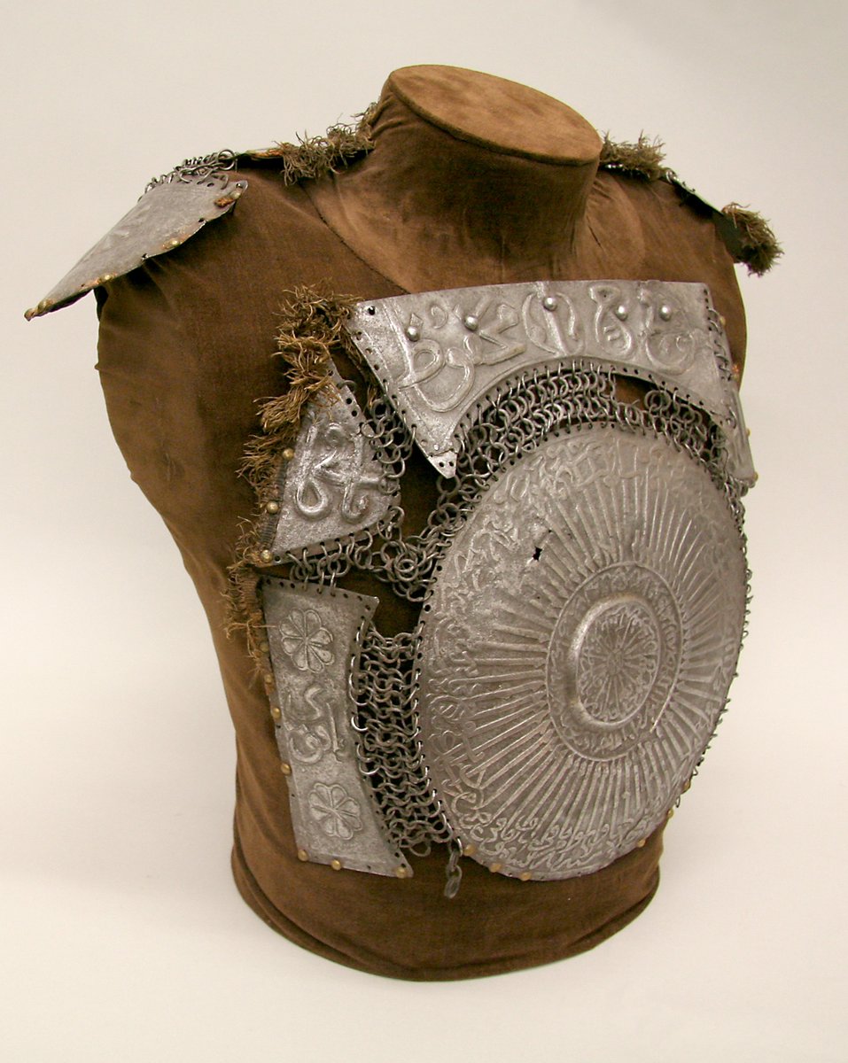 StorkKosova's tweet photo. Cuirass Stamped With The Kayı Seal “Kayı Damga”, 16th Century. 
#History #Turkish #Ottoman #Armour #Tarih #Türk #Osman #Zırh 

For Video:  https://t.co/POjJAo2z6n https://t.co/5JFQgdiEmJ