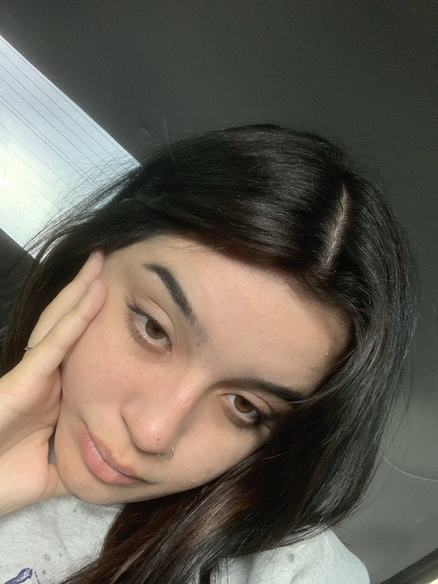 REALGL0RY's tweet photo. Exhausted https://t.co/KbvPlhfioV