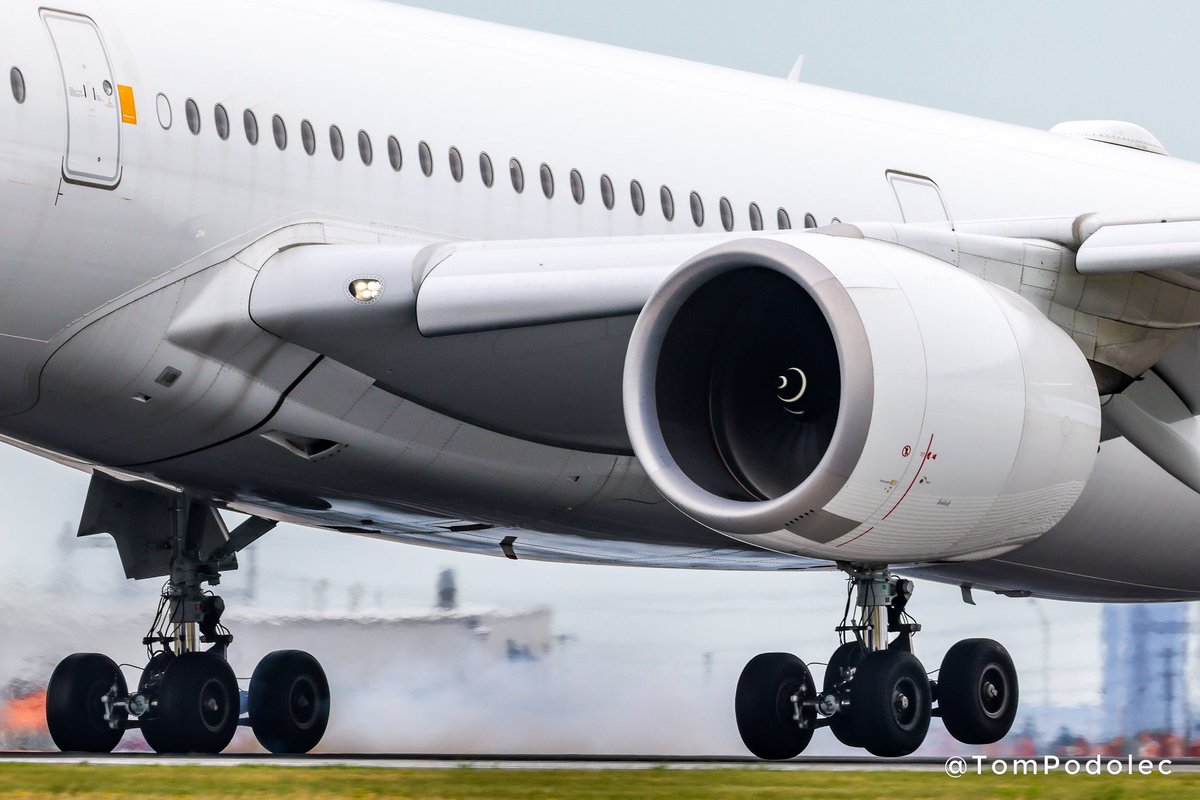 TomPodolec's tweet photo. PHOTO Up close with Lufthansa #LH470 from Frankfurt touching down in Toronto. 
D-AIXN Airbus A350-900 https://t.co/zLjfcFaGrG