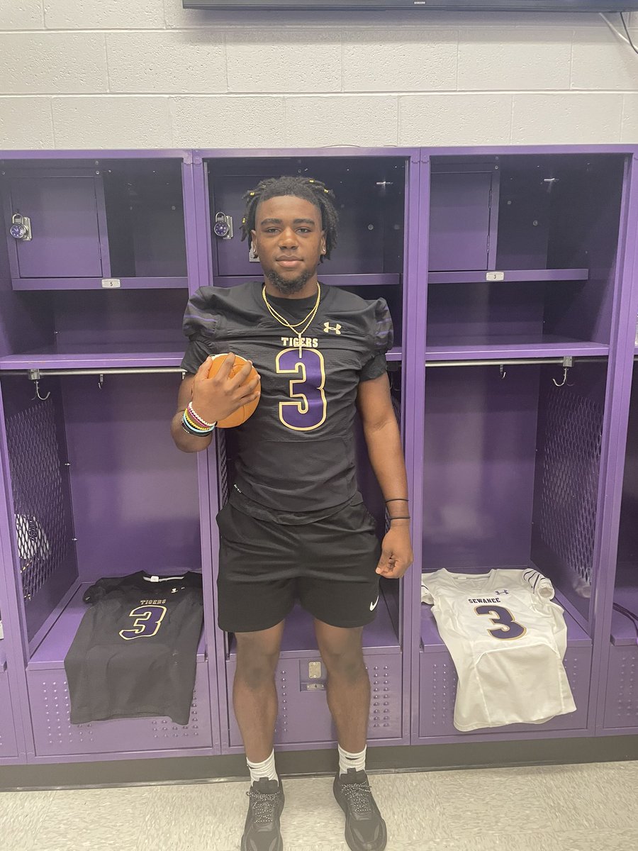 Great visit at Sewanee. Thanks <a href="/RICO_WALLACE/">Coach Wallace</a> @YSR_CoachRundle for the invite!