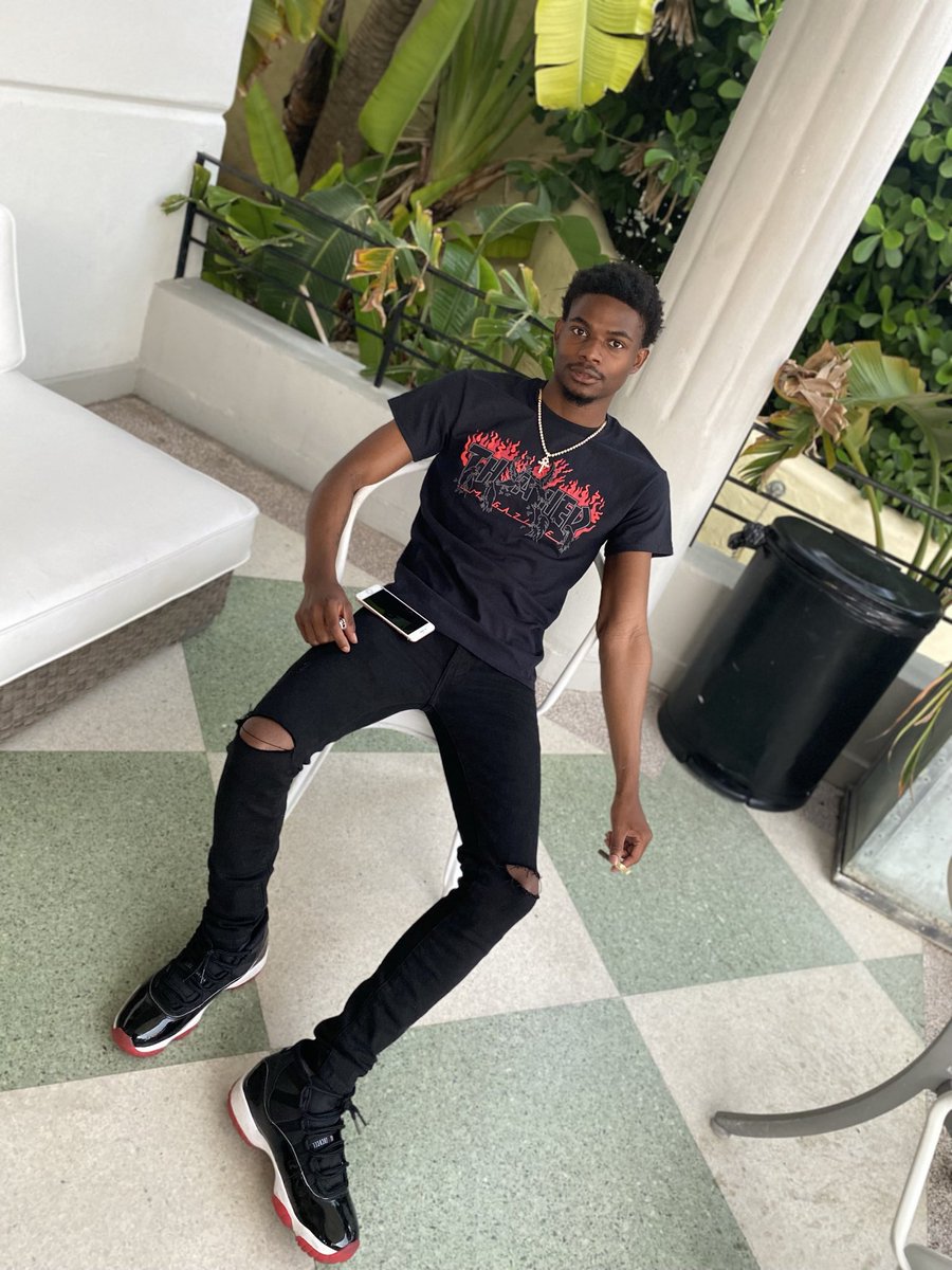 chenooque's tweet image. Nigga came from nothing, but still they gon hate 🖤🦅