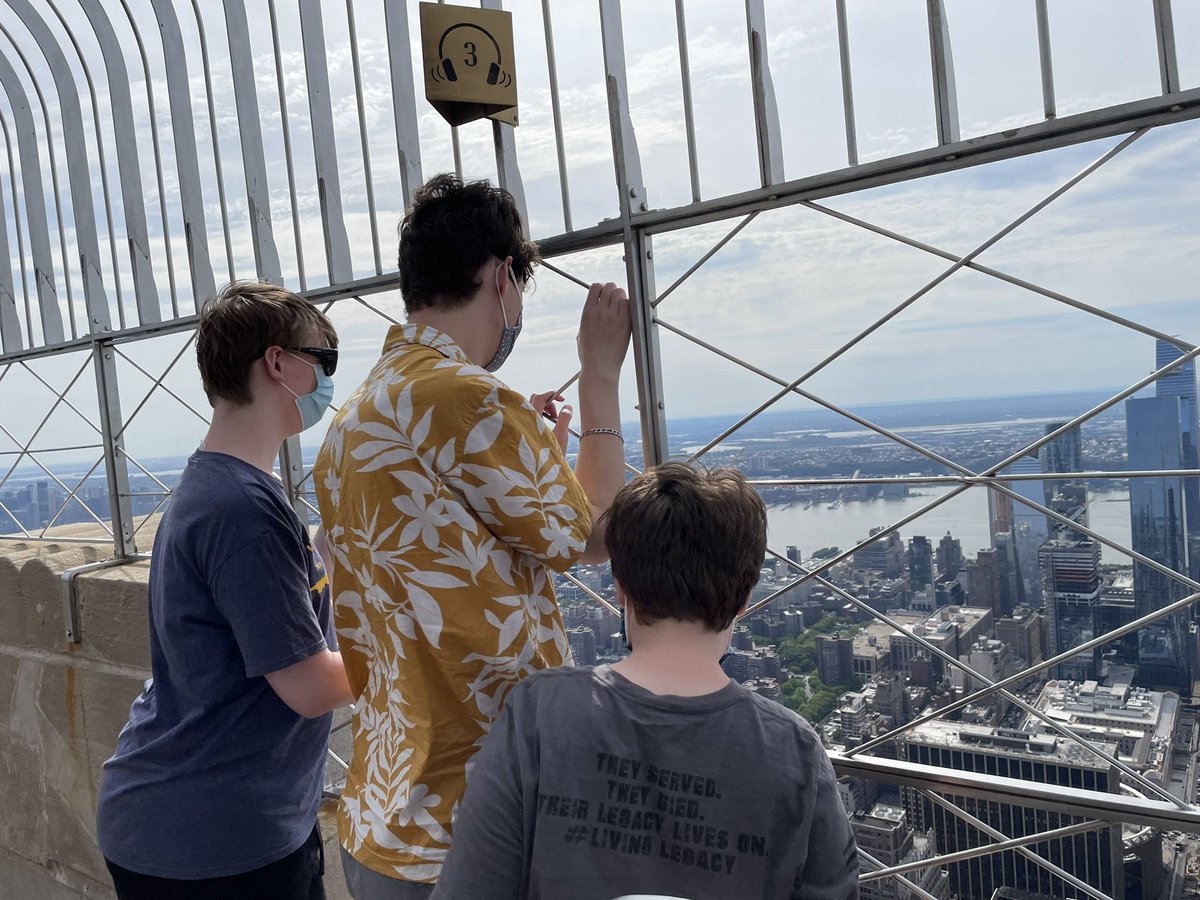 Day.made. #ESBfan #empirestatebuilding @EmpireStateBldg #favoriteplaceintheworld 
#viewfromthesky