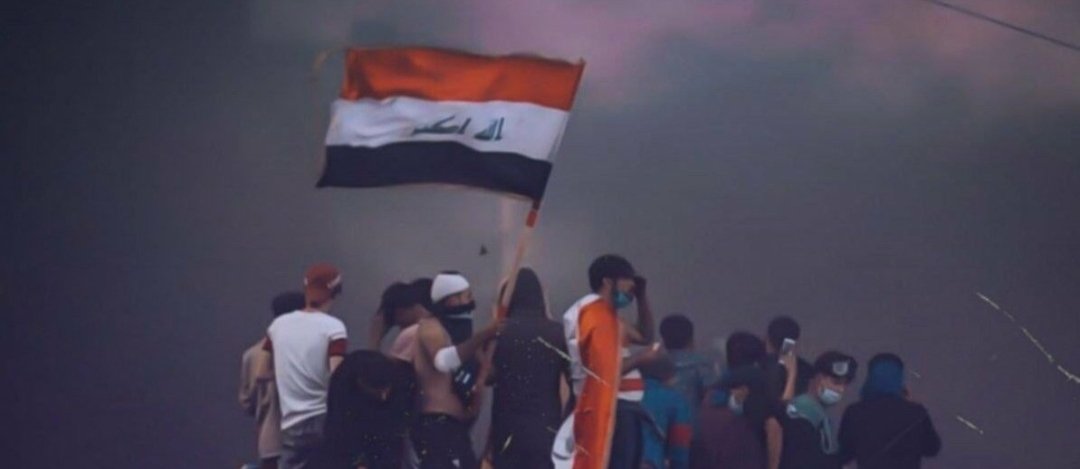 ثورتنا وطن ،،
شهدائنا محن ،،
هتافنا غناء ،،
ولن يعصي علينا أعداء الشر والفرقاء ،،
نحن شعب الصمود والخلود والتضحية ،،
نصنع الحياة لمن لاحياة له 
#حلم_ترجع_الطائفية