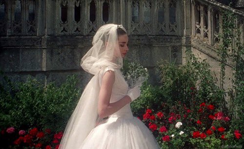 wispofsilk's tweet photo. funny face (1957) https://t.co/0fWUA32sEN