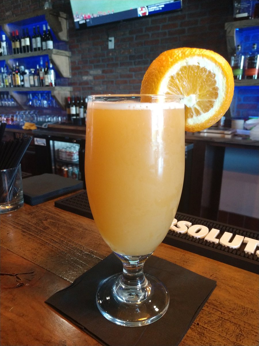 Be_U_Nique00's tweet photo. This is a #Stonecloud #Neonsunshine a delicious local beer with a splash of orange juice. YUM!! @Abrightchef @1brightdad https://t.co/zdmzbhFMBH