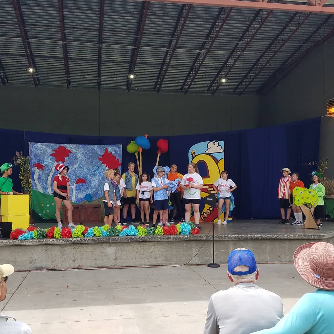 hollydgriff's tweet photo. @FoCotheatre great show by Act I yesterday. More shows tonight @7pm snd Sunday at noon and 3 pm. https://t.co/89YERv4xCO