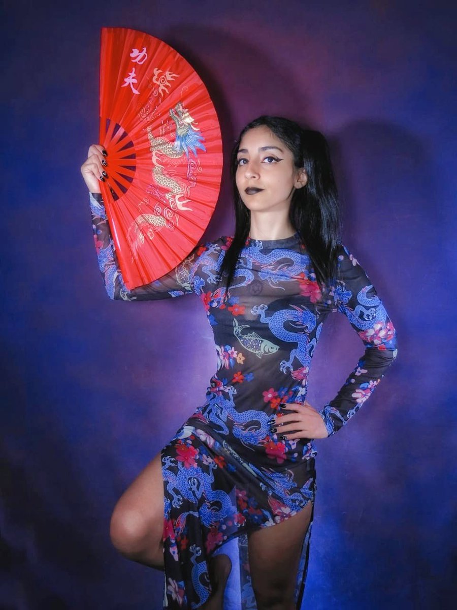 GothicVampi's tweet photo. 🐉 Si eres paciente en un momento de ira, escaparás a cien días de tristeza 🐉
#dragon #china #gothicgirl #gothgirl #gothic #gothstyle #gotica #darkgirl #dark #alternative #alternativegirl #wicca #witch #vampi #occult #gothixity #guerrera #samurai #ink #inkedgirls https://t.co/1k3kuUy2Ng