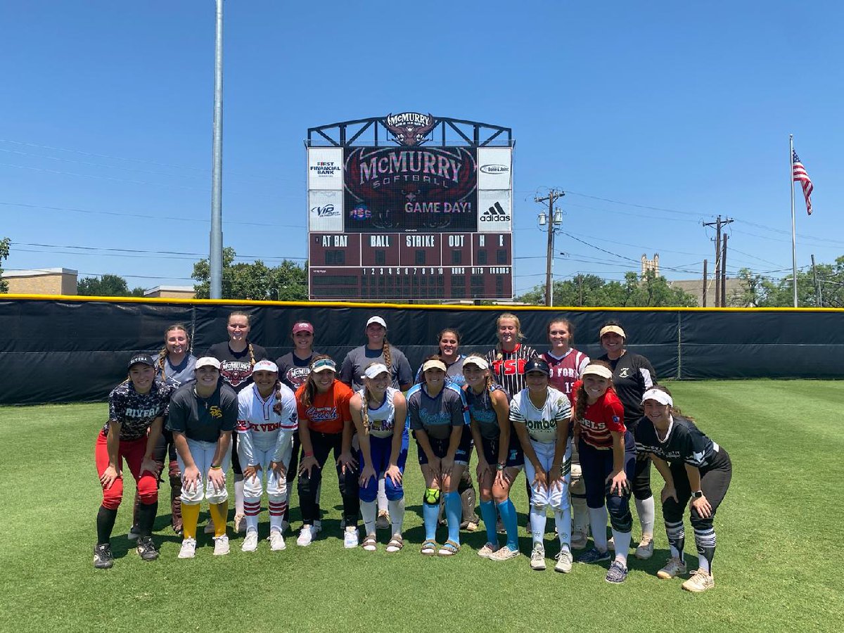 Great camp today! These girls put in some serious work! 💪 🦅