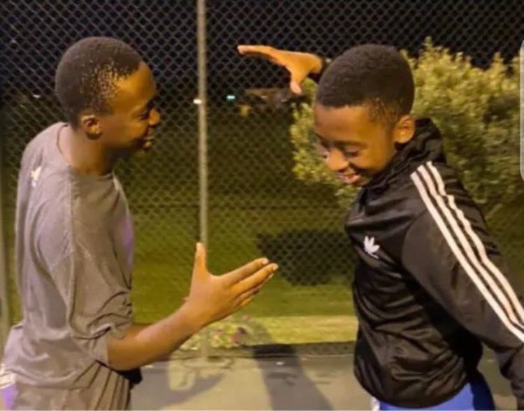 civic_stream's tweet image. Hey @krissvicc mpaka saa sita kbs turahari show numuriro 🔥🔥🔥🔥🔥

#Scratchbox