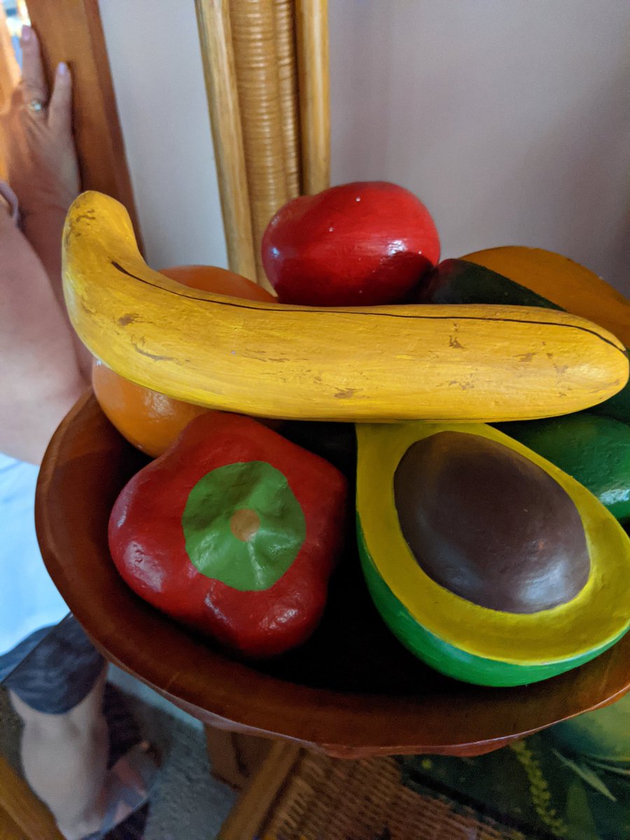 BananaForScale tweet media