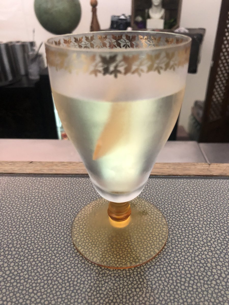 JamesOHP's tweet photo. Slightly different #SaturdayNightCocktail - unfortunately not at home with @angela_clutton but the next best thing: getting ready for Flora’s party earlier this evening at #OHPTraviata @operahollandpk #WorldMartiniDay https://t.co/QOKiCrZhtu