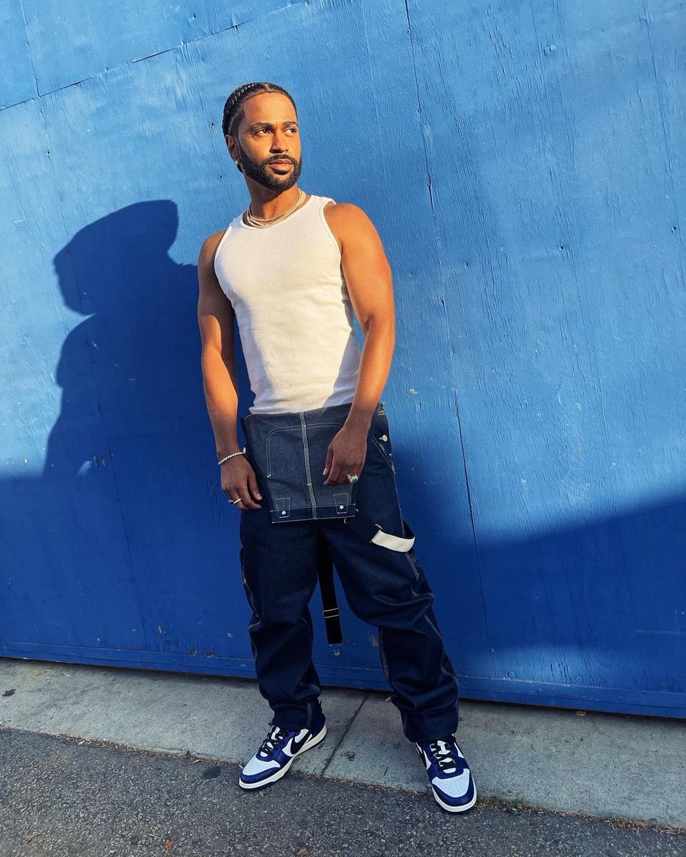 ComplexSneakers's tweet image. .@BigSean in the “Deep Royal” Ambush x Nike Dunk Highs.