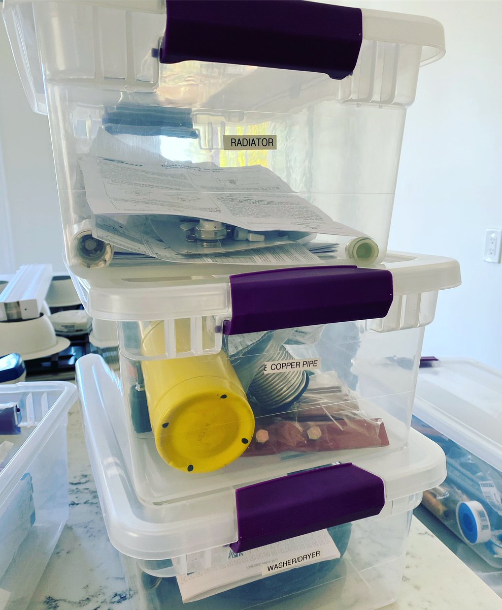 Jerinap's tweet image. Organizing with @loganb and it feels so good #gettingreadytomove