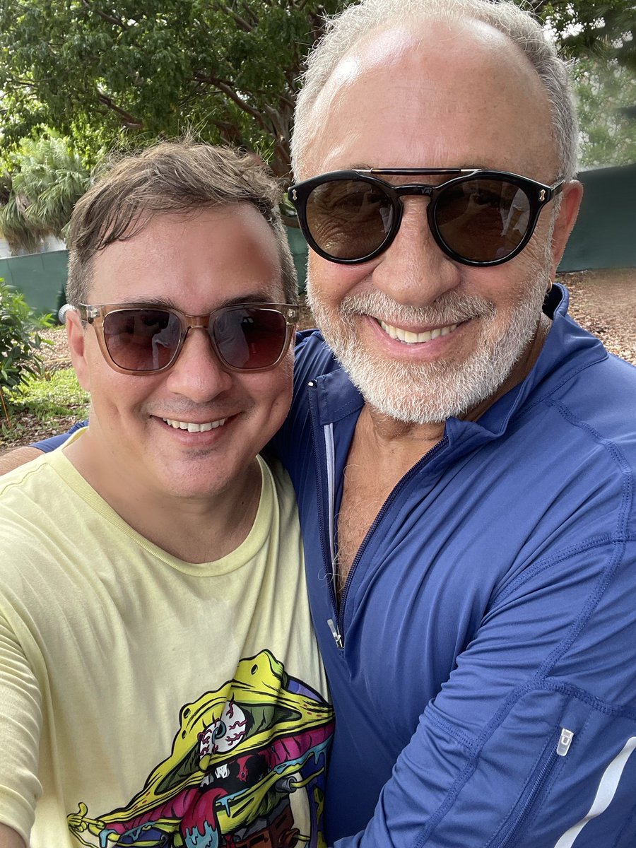 Fun afternoon hanging out with Emilio Estefan!
#EmilioEstefan #friends #Miami <a href="/EmilioEstefanJr/">Emilio Estefan</a>