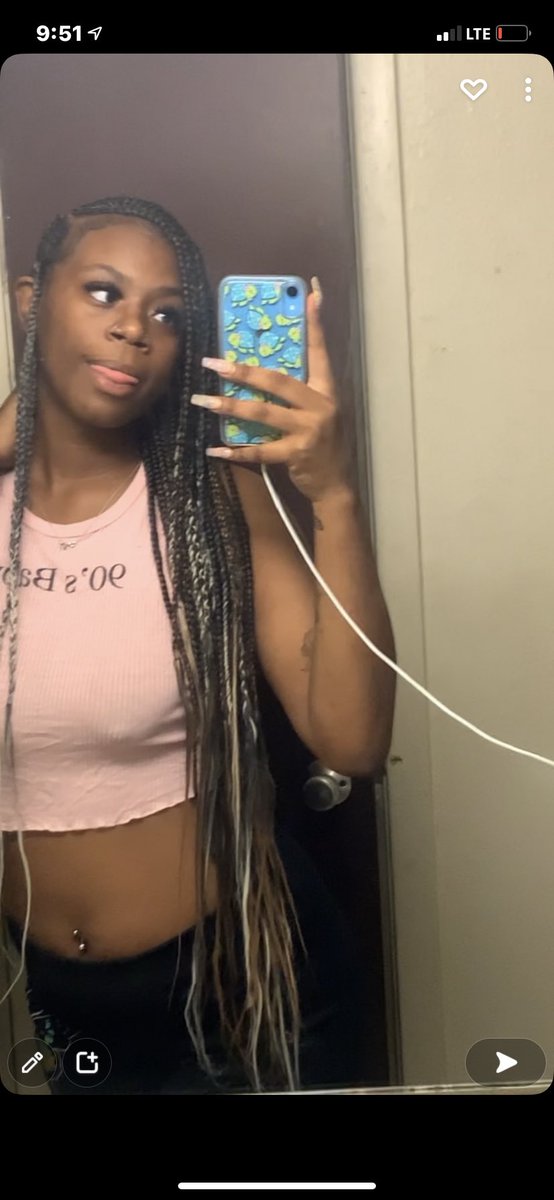 MoniiPretty's tweet image. .Late night 90s💓🥵