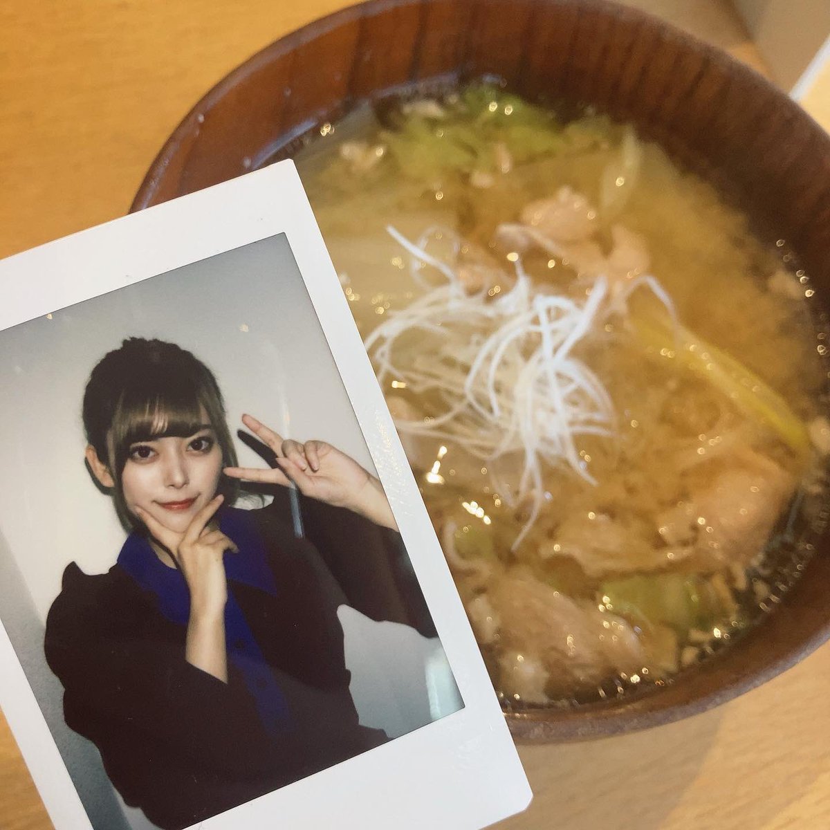 Kyokotanmen's tweet photo. なおちゃん
豚汁美味しいね💓✨ https://t.co/3qzgfcpQ0u