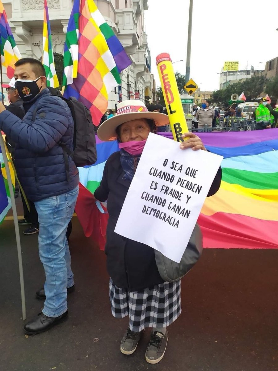 Mario, te hablan desde Perú!