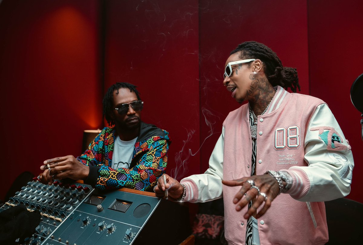 therealjuicyj's tweet image. Wiz &amp;amp; Juicy  Album  👀👀👀👀