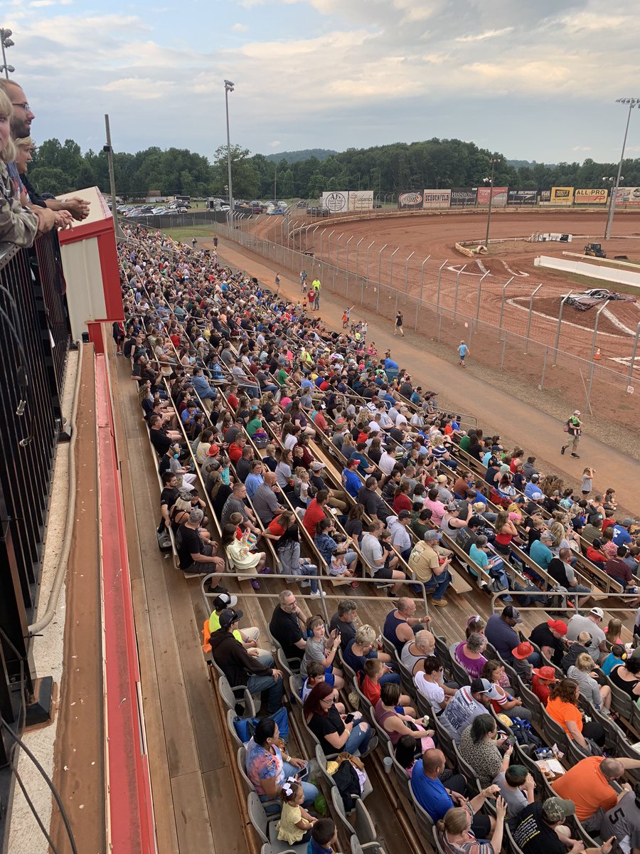 Kolten Gouse (@koltengouse) on Twitter photo Unbelievable!! Thank you guys for coming out to night number ✌🏻at <a href="/bapsrace/">BAPS Motor Speedway</a> !!! Wow!! Unbelievable!! Thank you guys for coming out to night number ✌🏻at <a href="/bapsrace/">BAPS Motor Speedway</a> !!! Wow!!