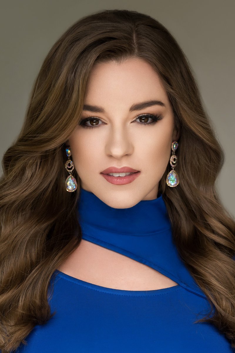 Best of luck to our baby cousin <a href="/Kaitlynrigdon21/">Kaitlyn</a> who is competing in the #MissMissouri pageant this weekend! Go get 'em kiddo! <a href="/kraig_rigdon/">Kraig Rigdon</a> <a href="/MrsRigdon/">lisa marie</a> 

📸: KC Divine Studios