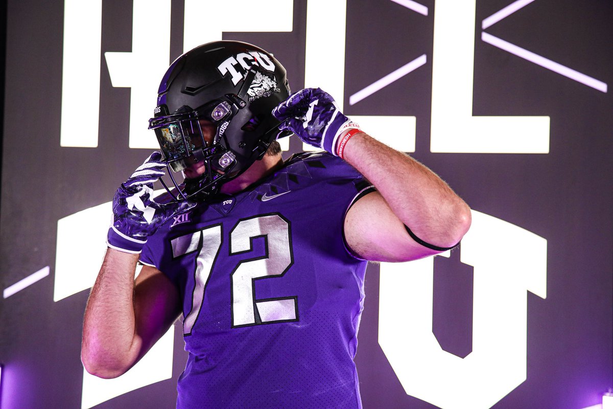 trenchmafia72's tweet photo. Thank you TCU for an amazing official, and making me feel part of the family. 💜🐸 #GoFrogs
@jandersonfrogs @CoachAltman @TCUCoachP @4ISP @TrustMyEyesO @argylegridiron https://t.co/G5aBWztZSY