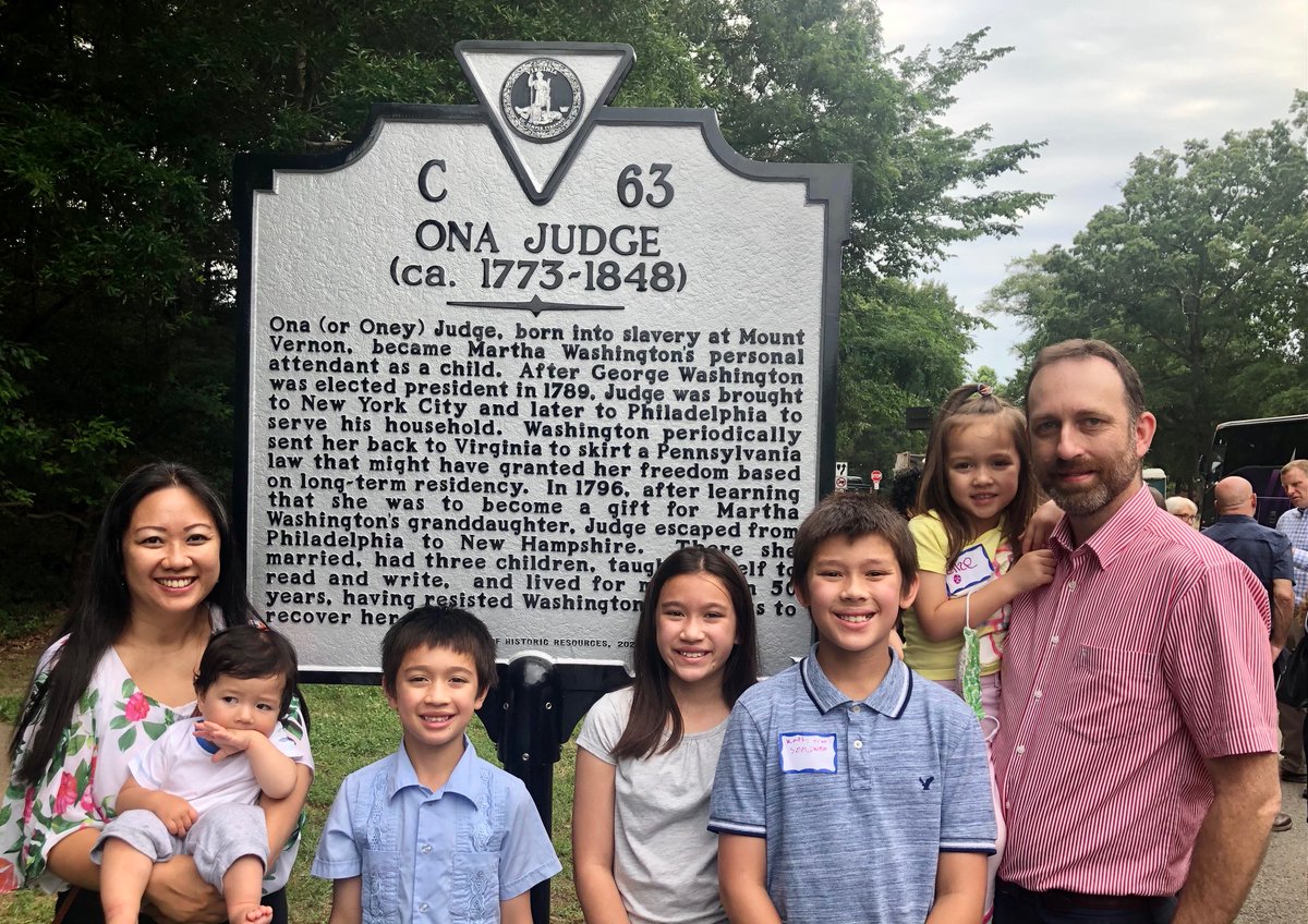 KathyKLTran's tweet photo. I am so inspired by today's unveiling of the #OnaJudge marker at @MountVernon! Thanks to my constituent @TechCoachMaura, her students & @ericaadunbar for lifting up Ona's courageous struggle against slavery. Celebrating #Juneteenth & commemorating all who have fought for freedom. https://t.co/6CHbAsoxIm