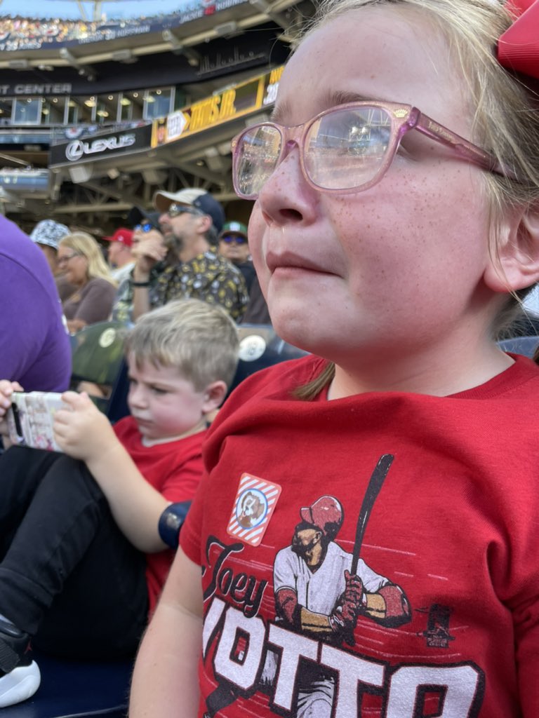 SuperBarry11's tweet photo. @Reds When it’s your first MLB game and your favorite player of all time gets thrown out of the game in the first inning…. 😥😥😥 #weloveyoujoey https://t.co/h7lganVo3s