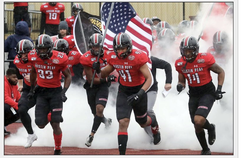 BlackmonRaymon's tweet photo. AG2TG🙏🏾 .... BLESSED TOO RECEIVE MY FIRST D1 ⭕️FFER FROM AUSTIN PEAY STATE UNIVERSITY 🔴⚫️
@APSUCoachKB @coachdawkins_ @CoachD_Dorsey @PerfektKraftLLC @DothanWolvesFB @grider_s @DynamicRecruit3 https://t.co/6oSba2HCBV