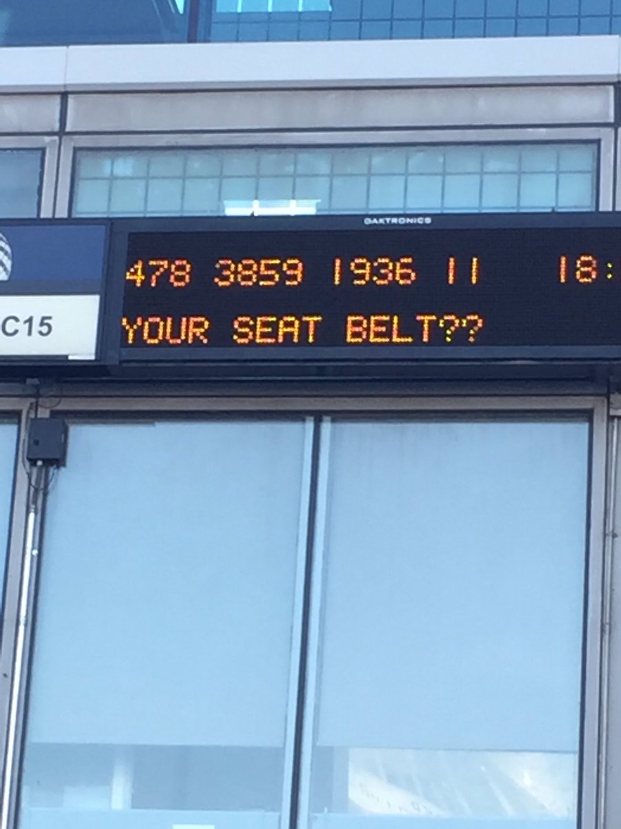 Safety message of the day at ORD...

Are you wearing your seat belt?

United we fly ✈️