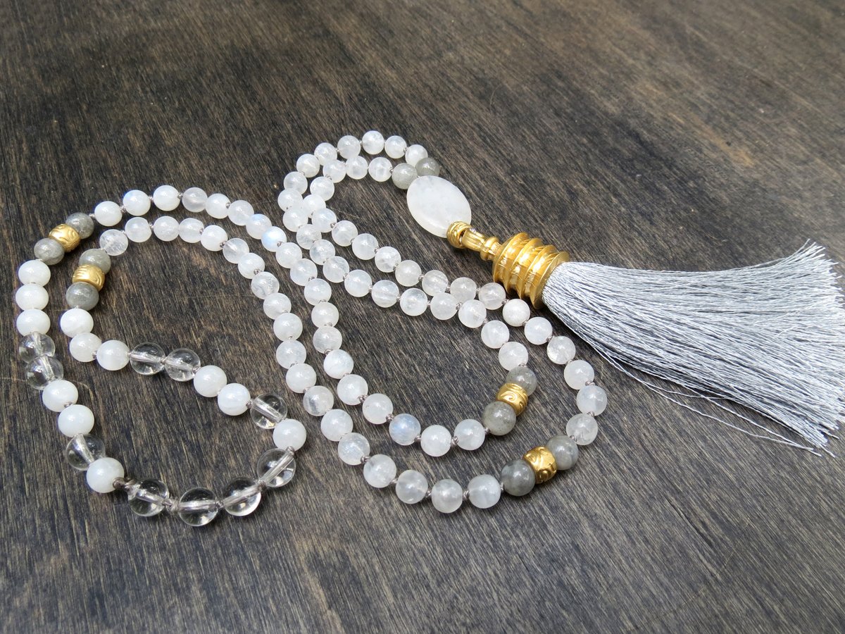 CreativeGypsy's tweet photo. N E W in shop ... gorgeous moonstone mala ... handmade with love ... https://t.co/TAf7khlBQc ... #etsy #CreativeGypsy #handmade https://t.co/nQ87HfOoQo